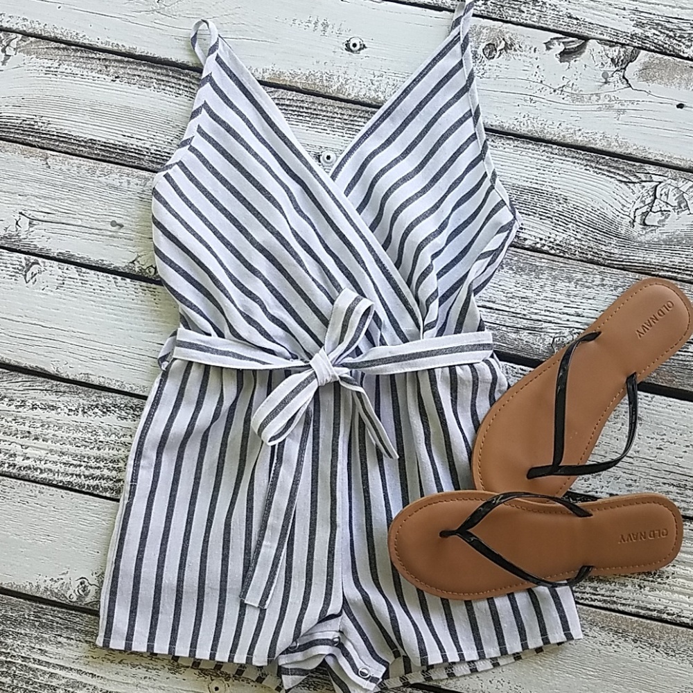 Striped Romper - Picture 4 of 9